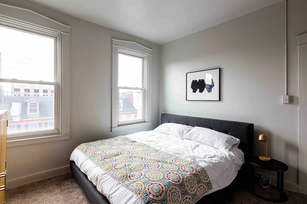 King bedroom at the Greenhouse on Walnut